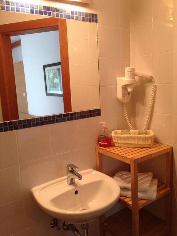 Gasthof-Pension Weisz-Artner Frauenkirchen Kamer foto